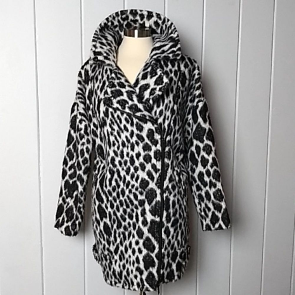 Cheetah Coat, Banana Republic Italian B&W Leopard Coat - M‎